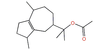 2-(1,2,3,4,5,6,7,8-Octahydro-1,4-dimethylazulen-7-yl)-propan-2-yl acetate